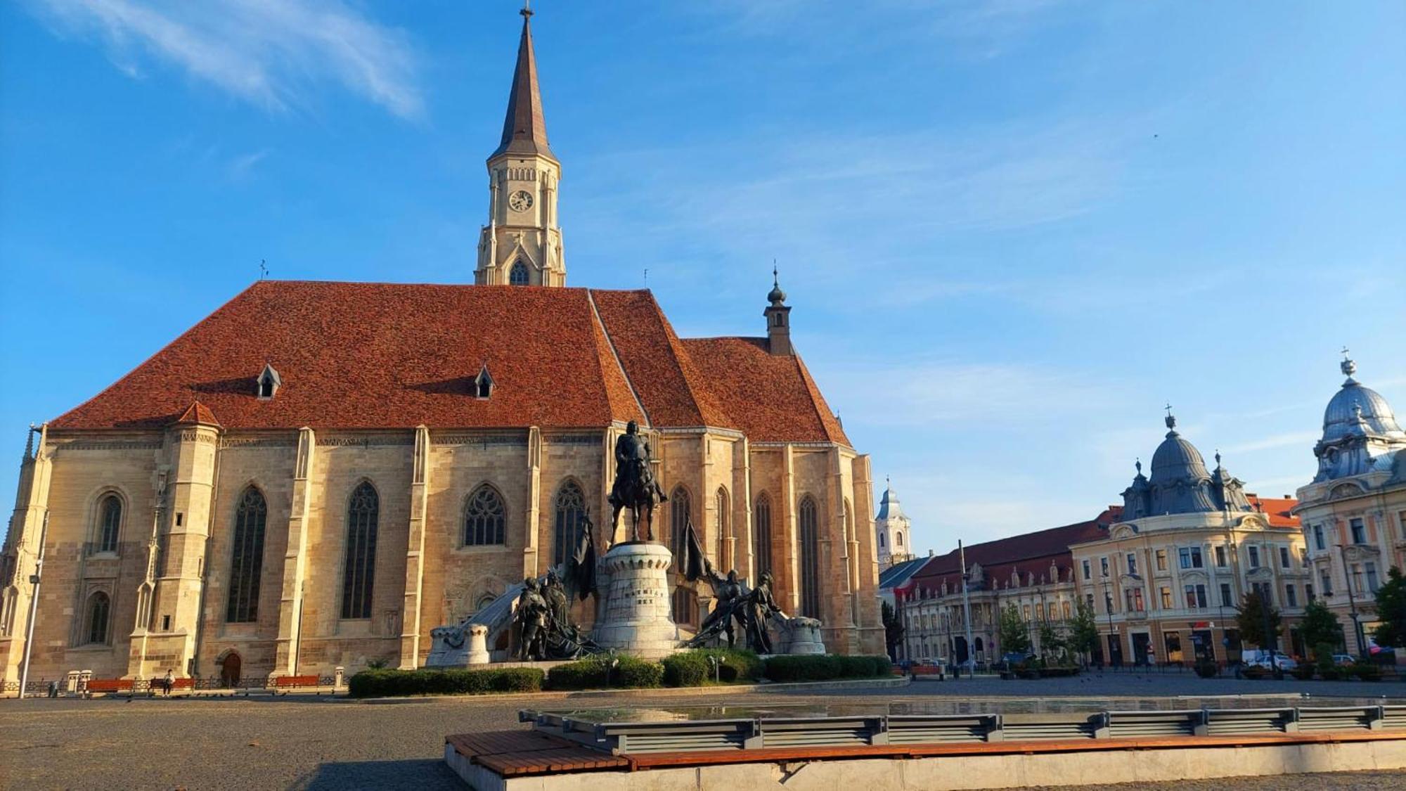 De Lux Central, P-ta Matei Corvin